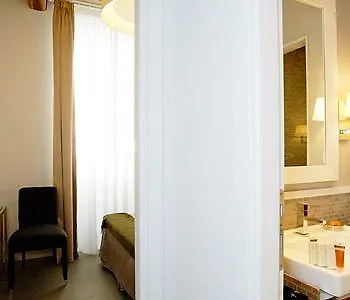 Relais Vatican View Konukevi Roma