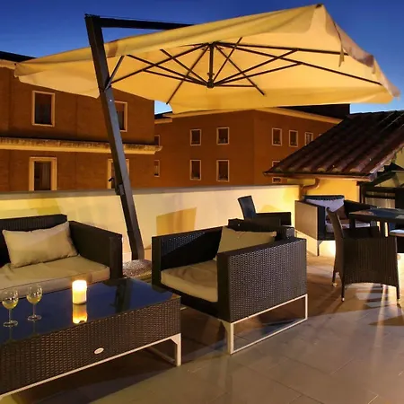 Relais Vatican View Konukevi